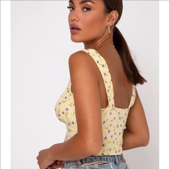 New Princess Polly Motel Yellow Gladis Crop Top - Picture 3 of 4